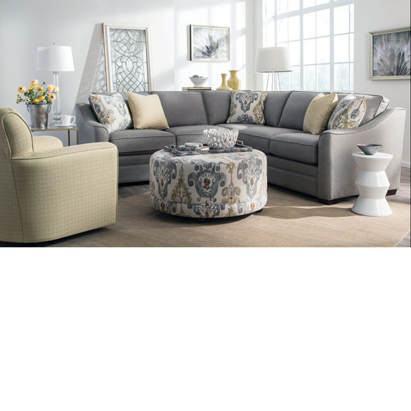 Craftmaster > F9431 Sectional + Ottoman