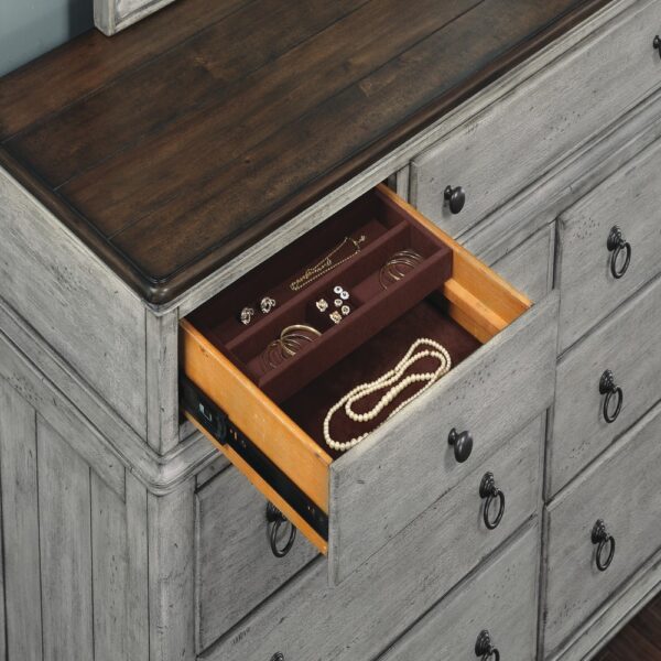 Plymouth Dresser - Image 4
