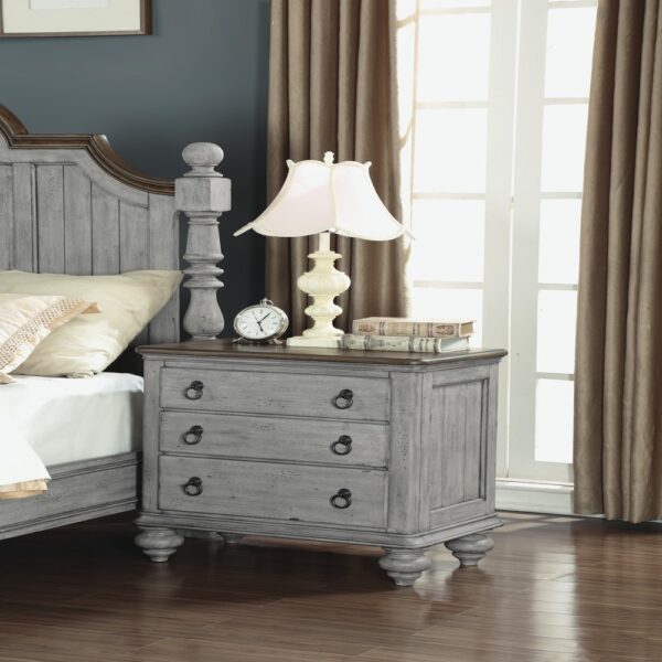 Plymouth Nightstand - Image 5