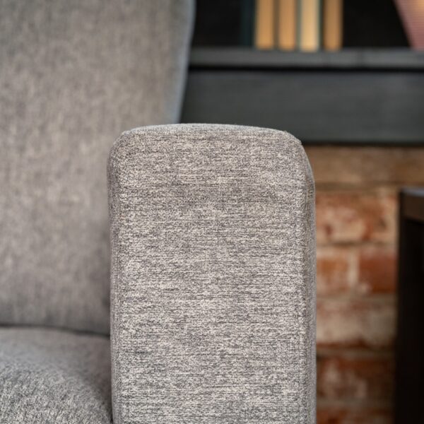 Flex 6-Seat Sectional with Standard Arm - Image 6