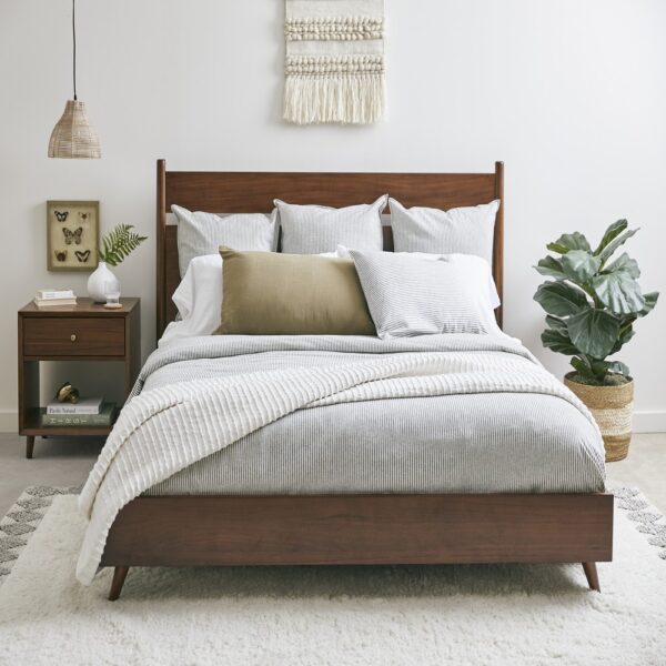 Ludwig King Panel Bed - Image 4