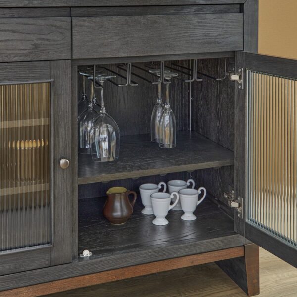 Waterfall Buffet - Image 4
