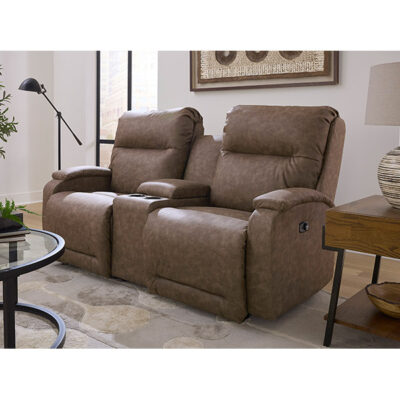 Maverly Loveseat