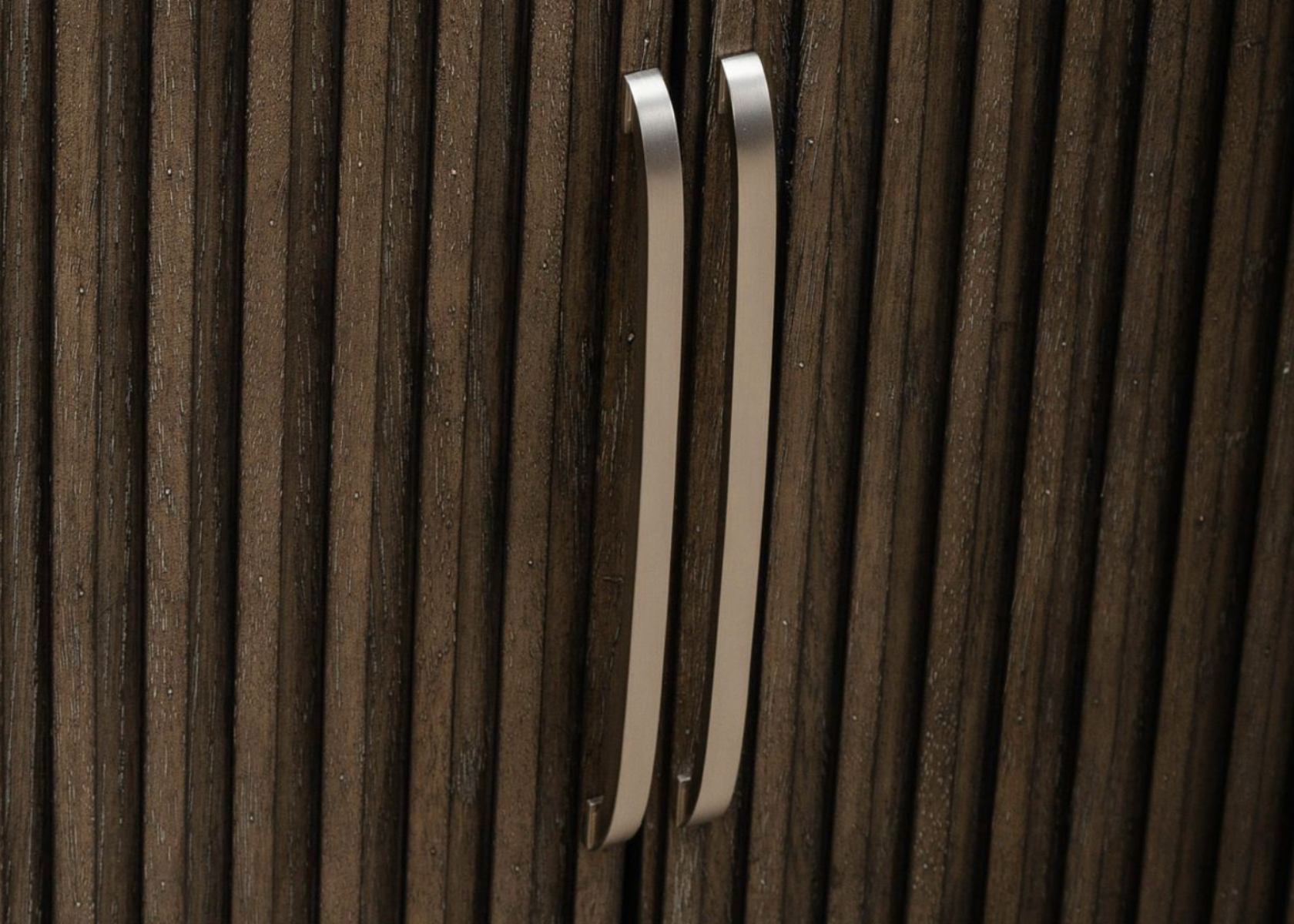 Cascade Falls 82 Inch TV Console Door Handles - Liberty Furniture - April 2025