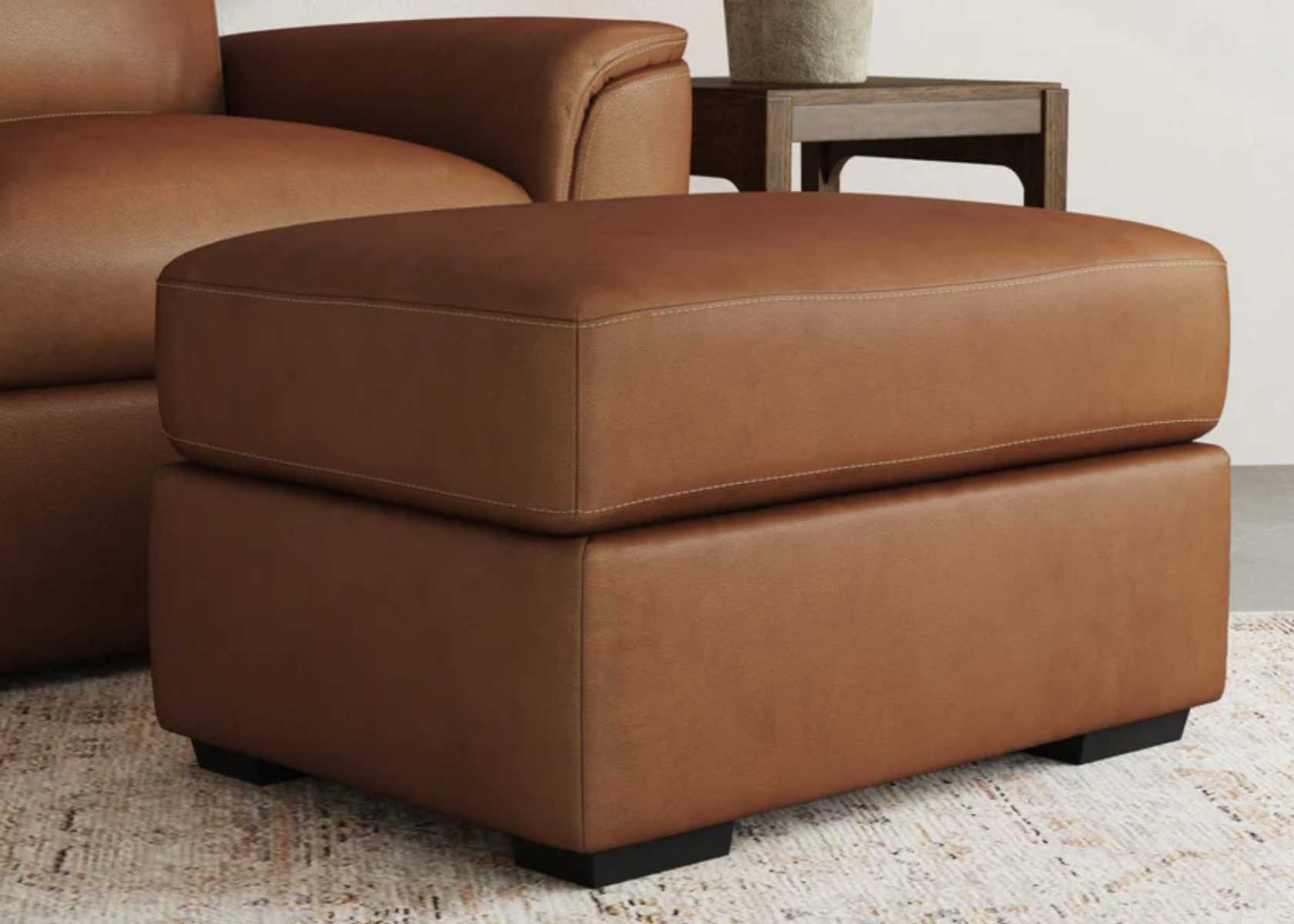 Henry Caramel Leather Ottoman - Flexsteel - April 2025