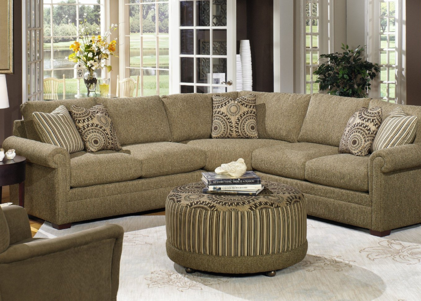 f9123 Sectional - Hickorycraft - April 2025